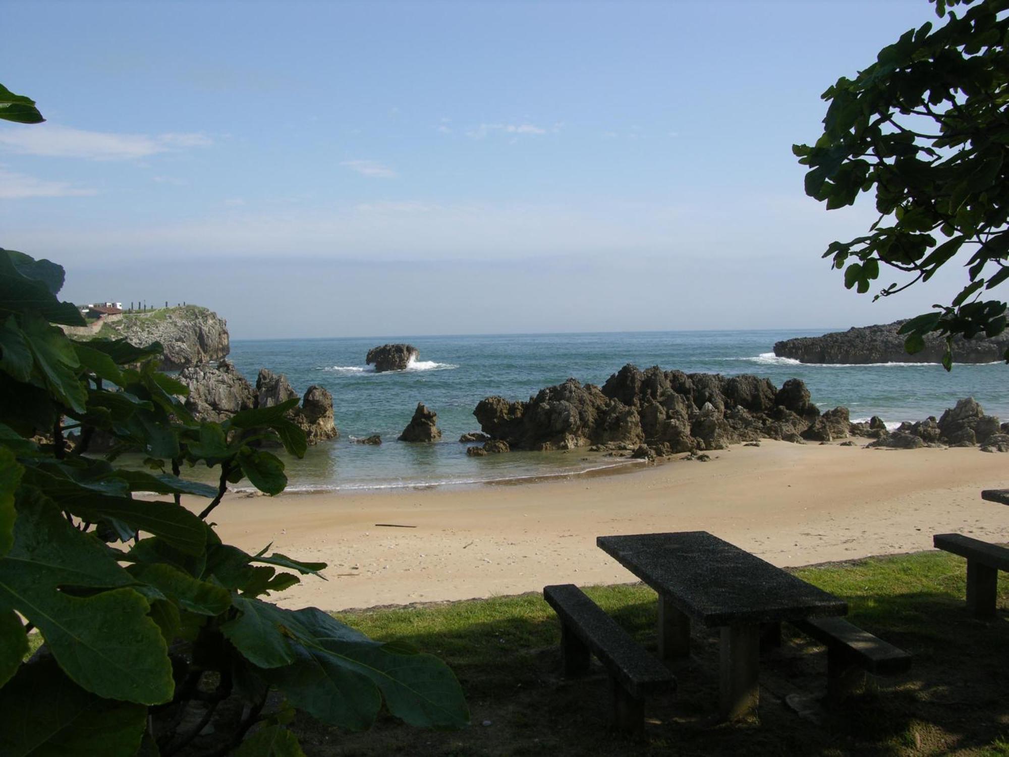 Apartamentos Silken Playa De Toro Llanes Eksteriør billede
