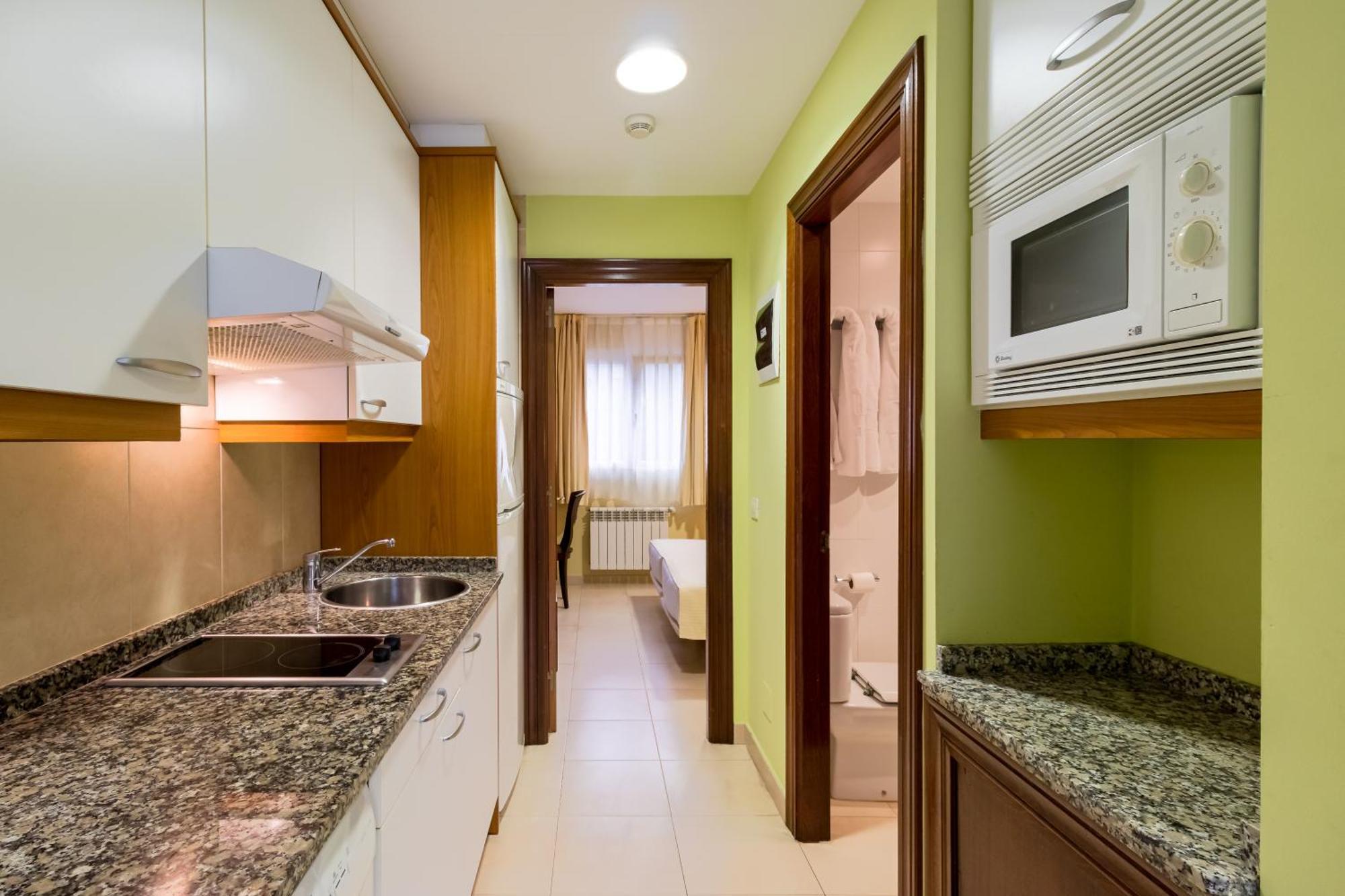 Apartamentos Silken Playa De Toro Llanes Eksteriør billede